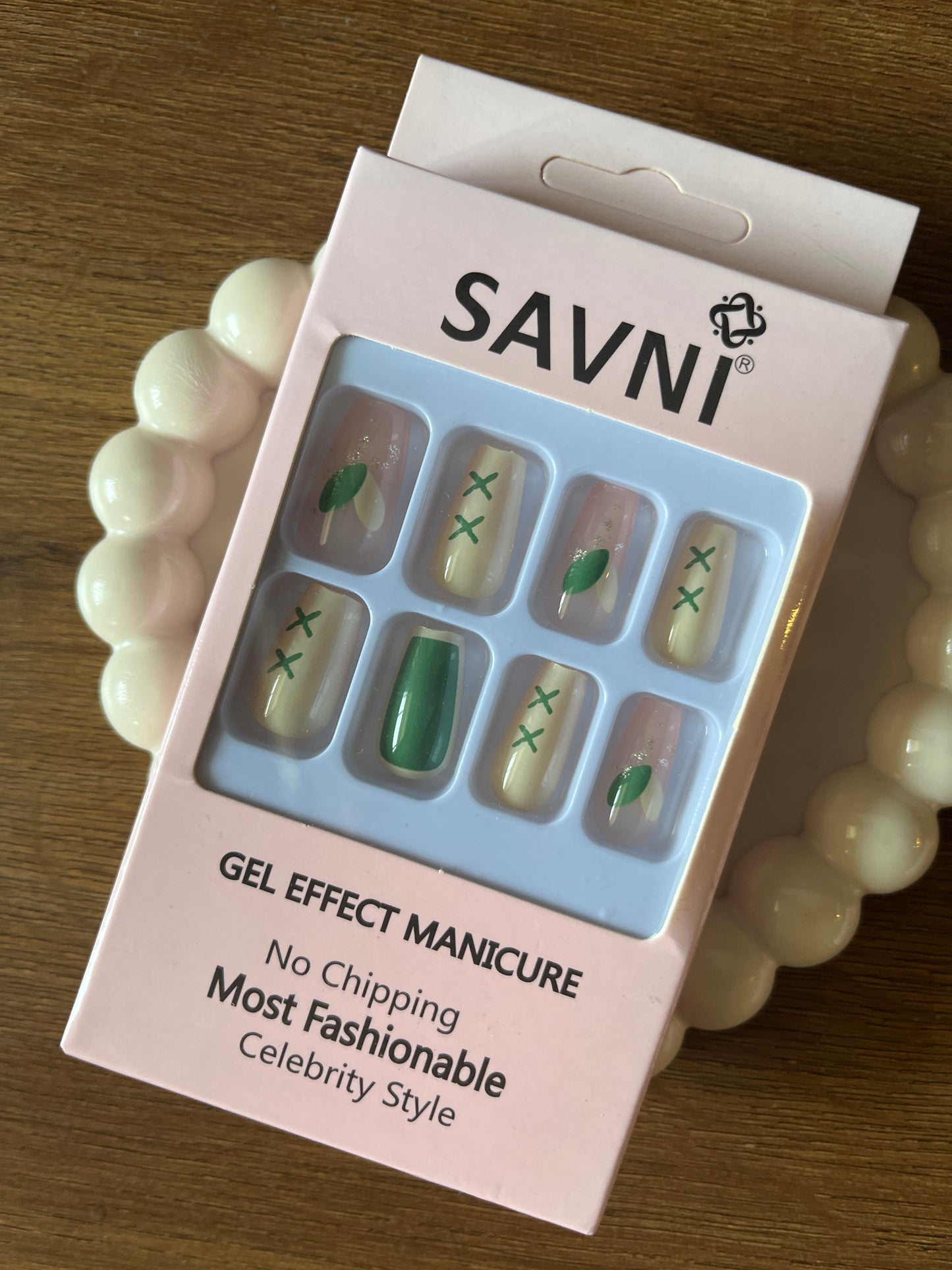 Cute set of 12 nails