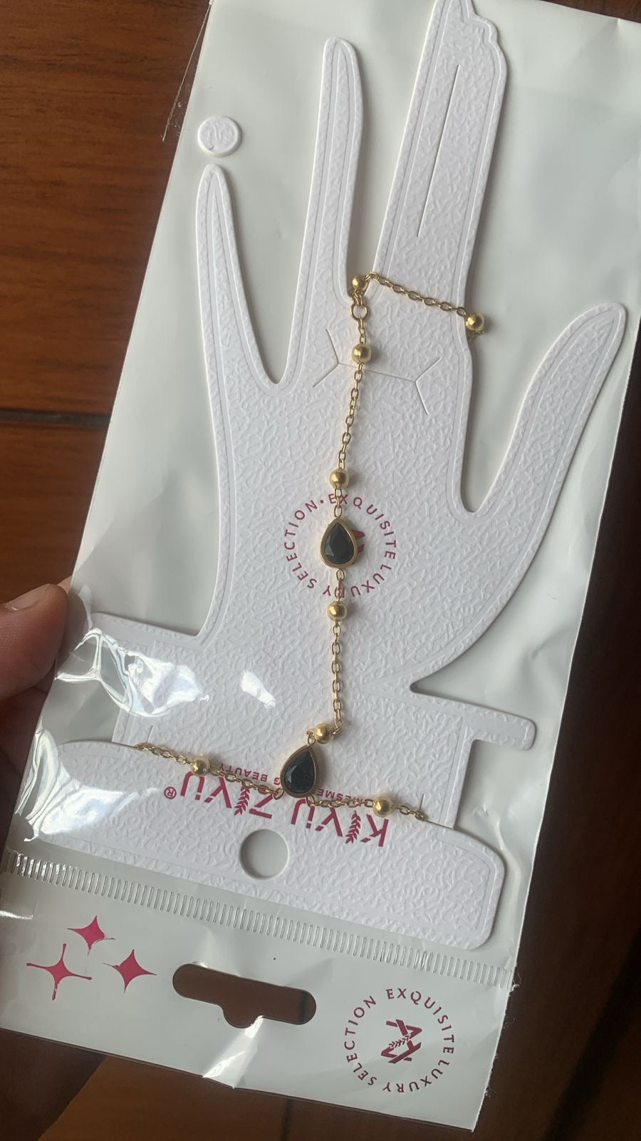 Black tear drop handchain