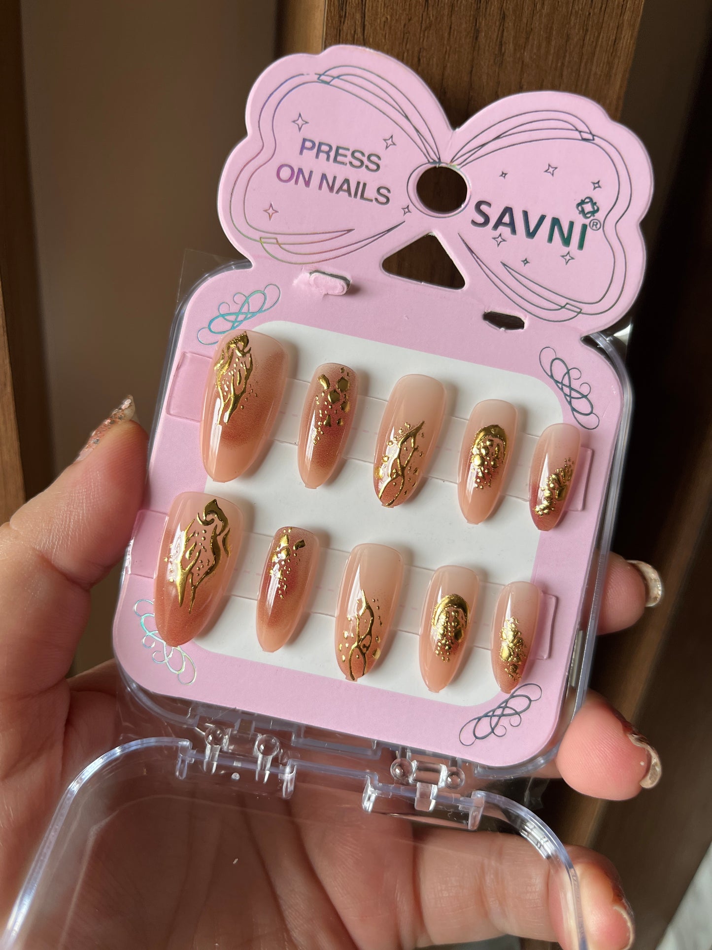 Nude gold premium nails