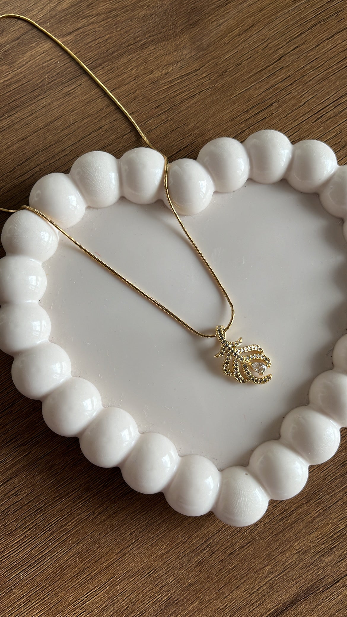 Feather Pendant Necklace