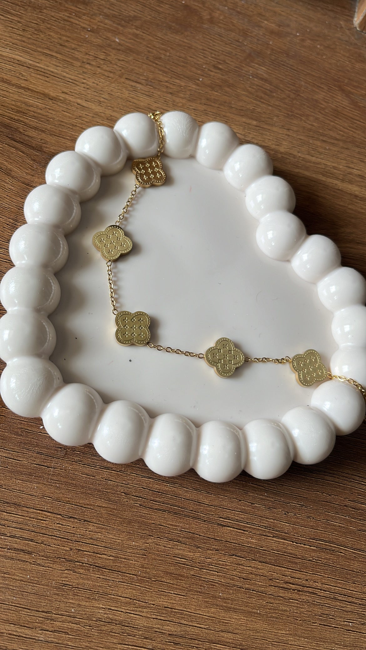 Clover Charm - Gold Chain Bracelet