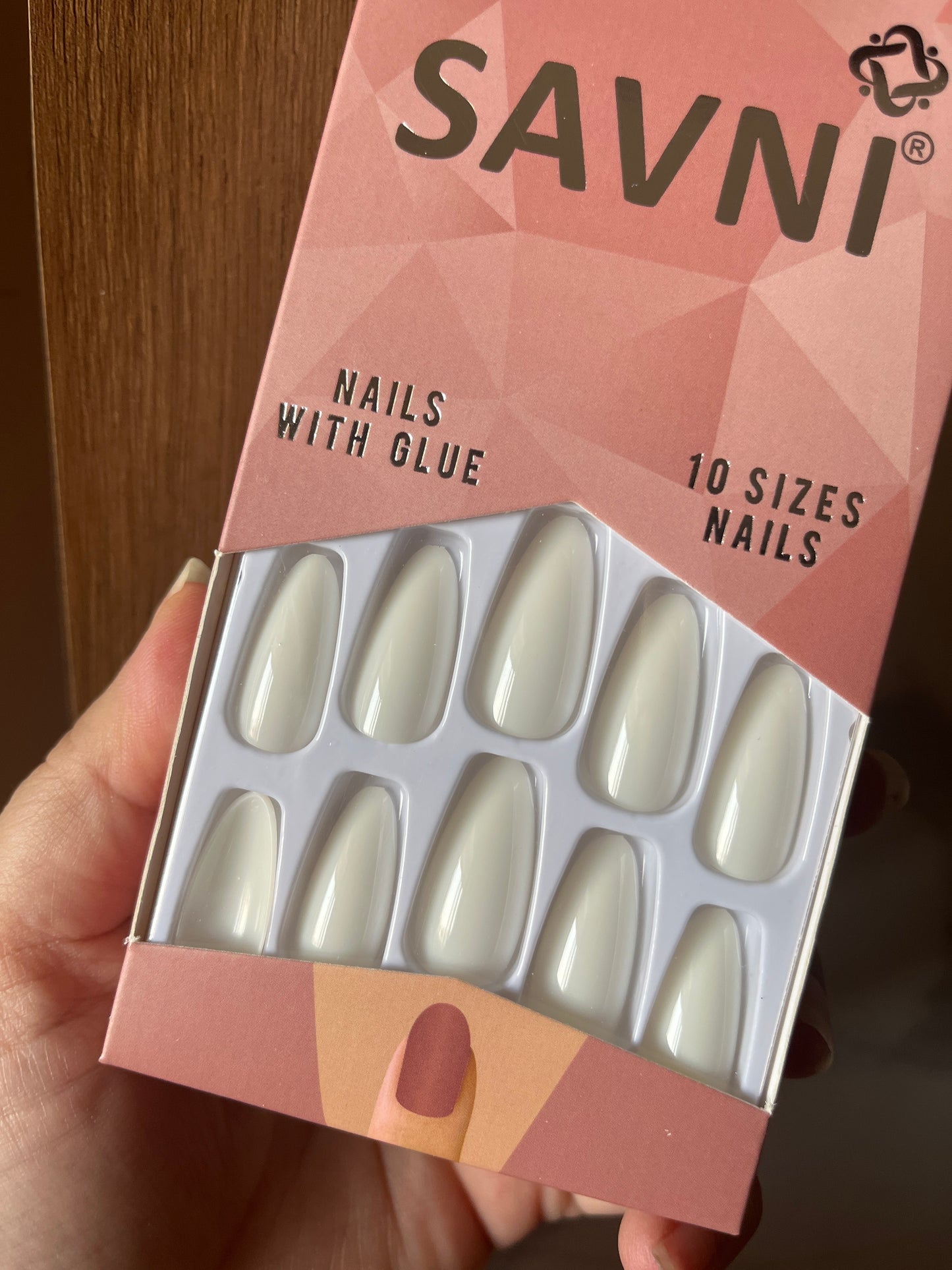 White gloss nails with tabs
