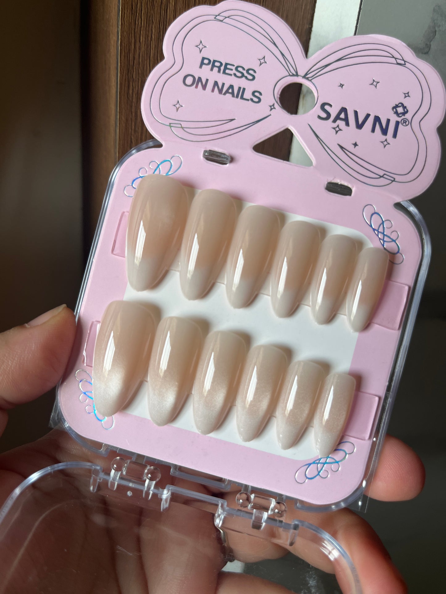 Nude 02 ombre cat eye