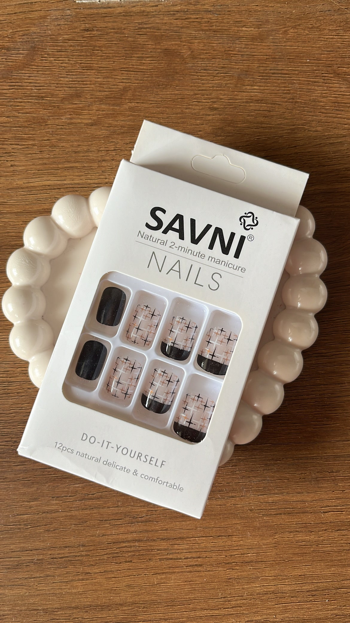 12 nails in a box - Budget Nails