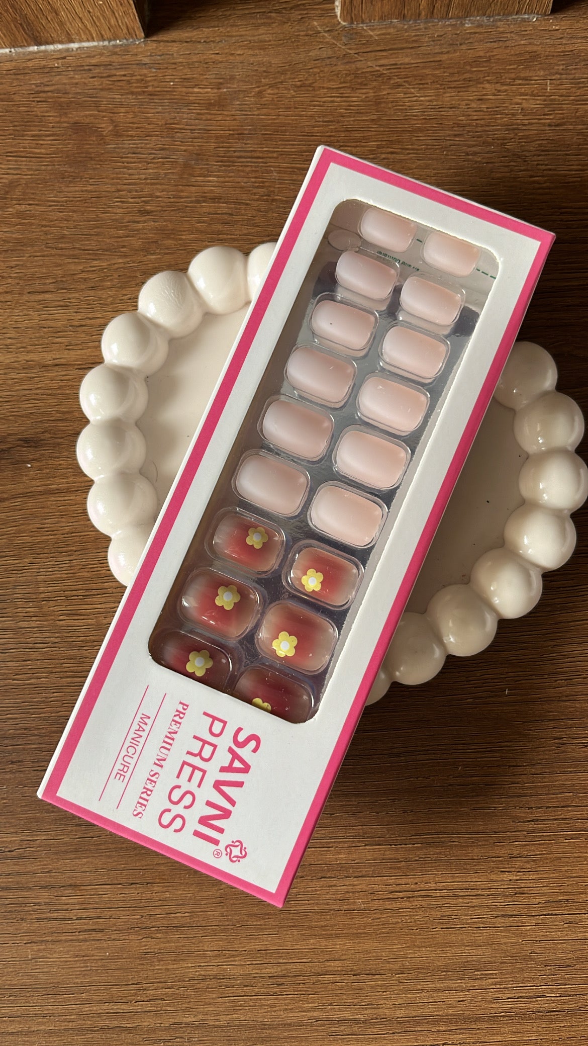 Baby Pink: 24 nails in a box - High Quality Nails