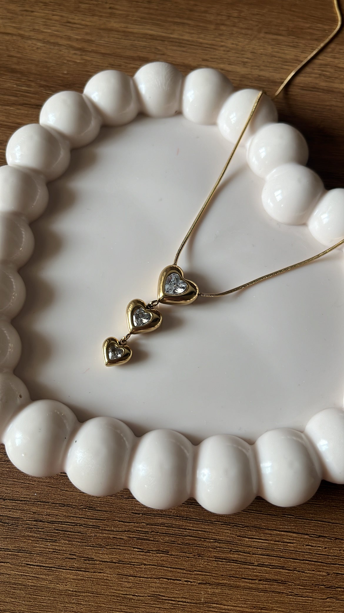 Heart White drop necklace