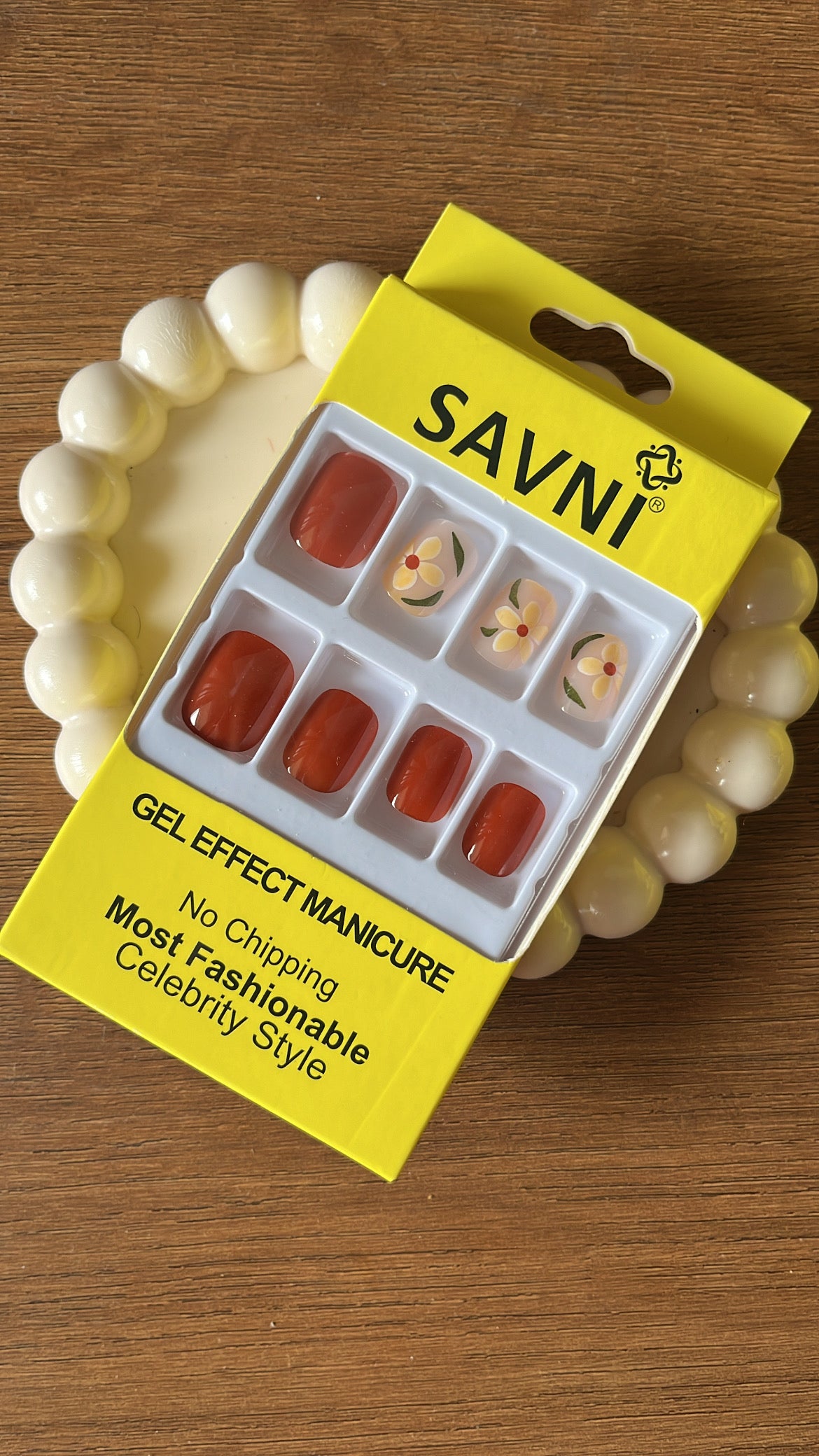 Red: 12 nails in a box - Premium Nails