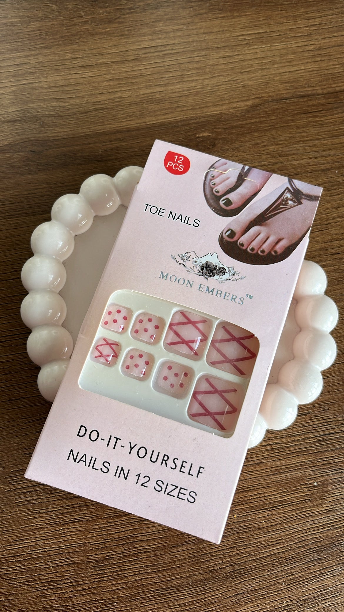 Red Criss Cross Toe Nails