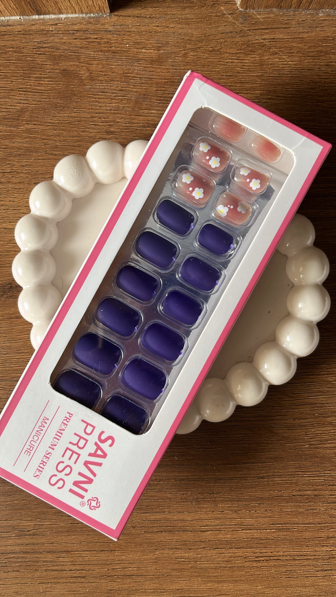 Purple: 24 nails in a box - High Quality Nails