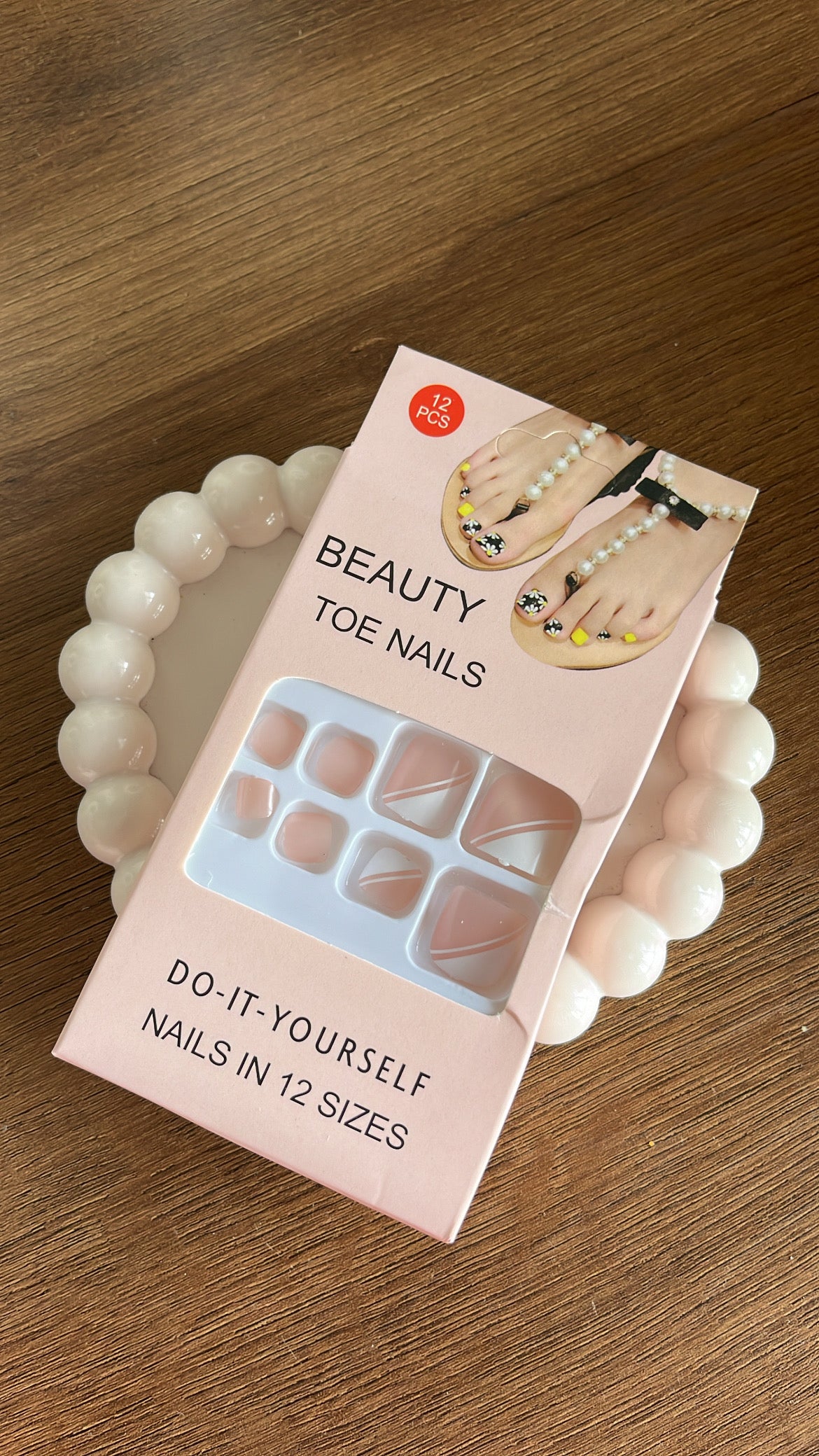 White French tip Toe Nails