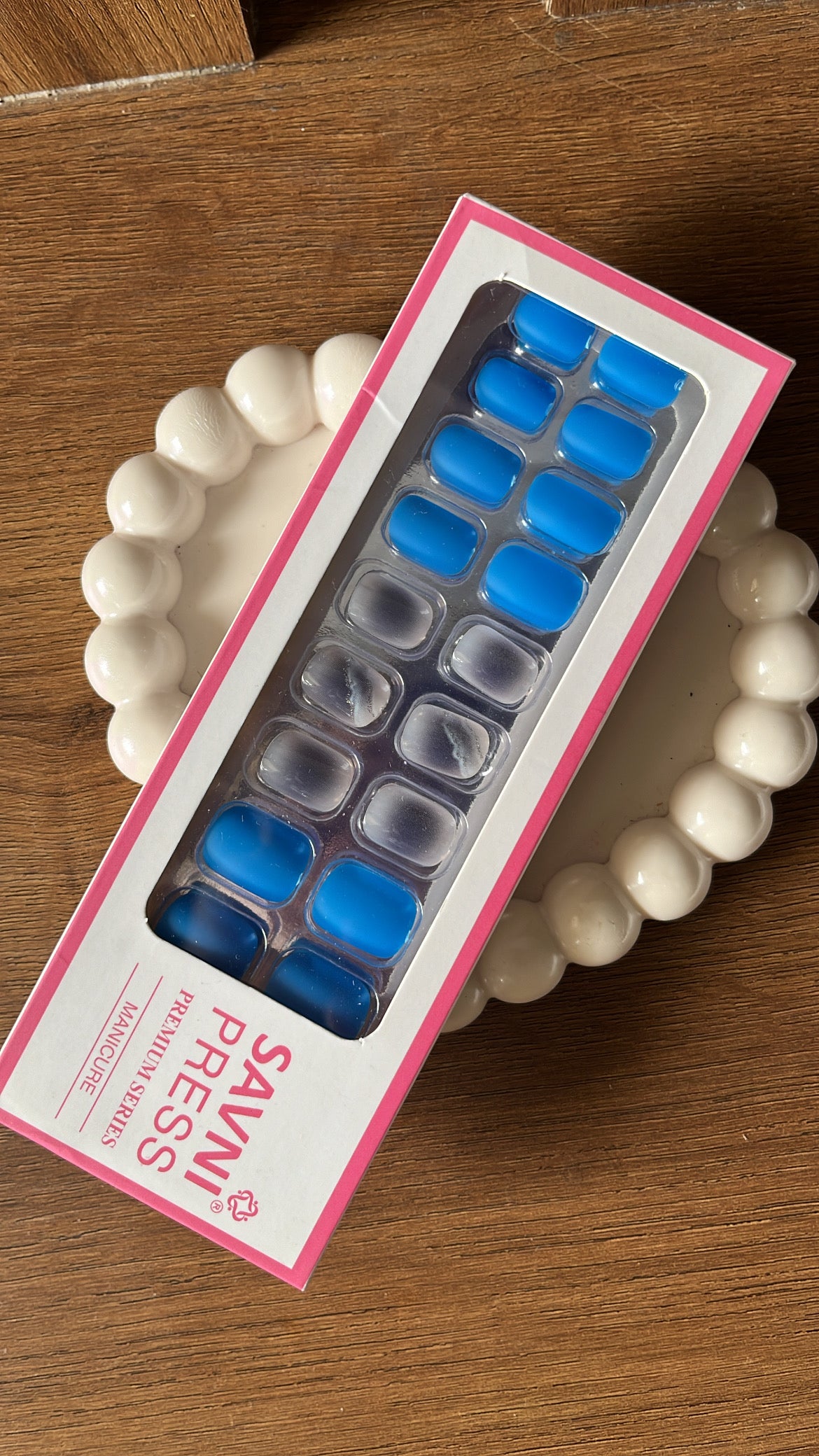 Blue: 24 nails in a box - High Quality Nails