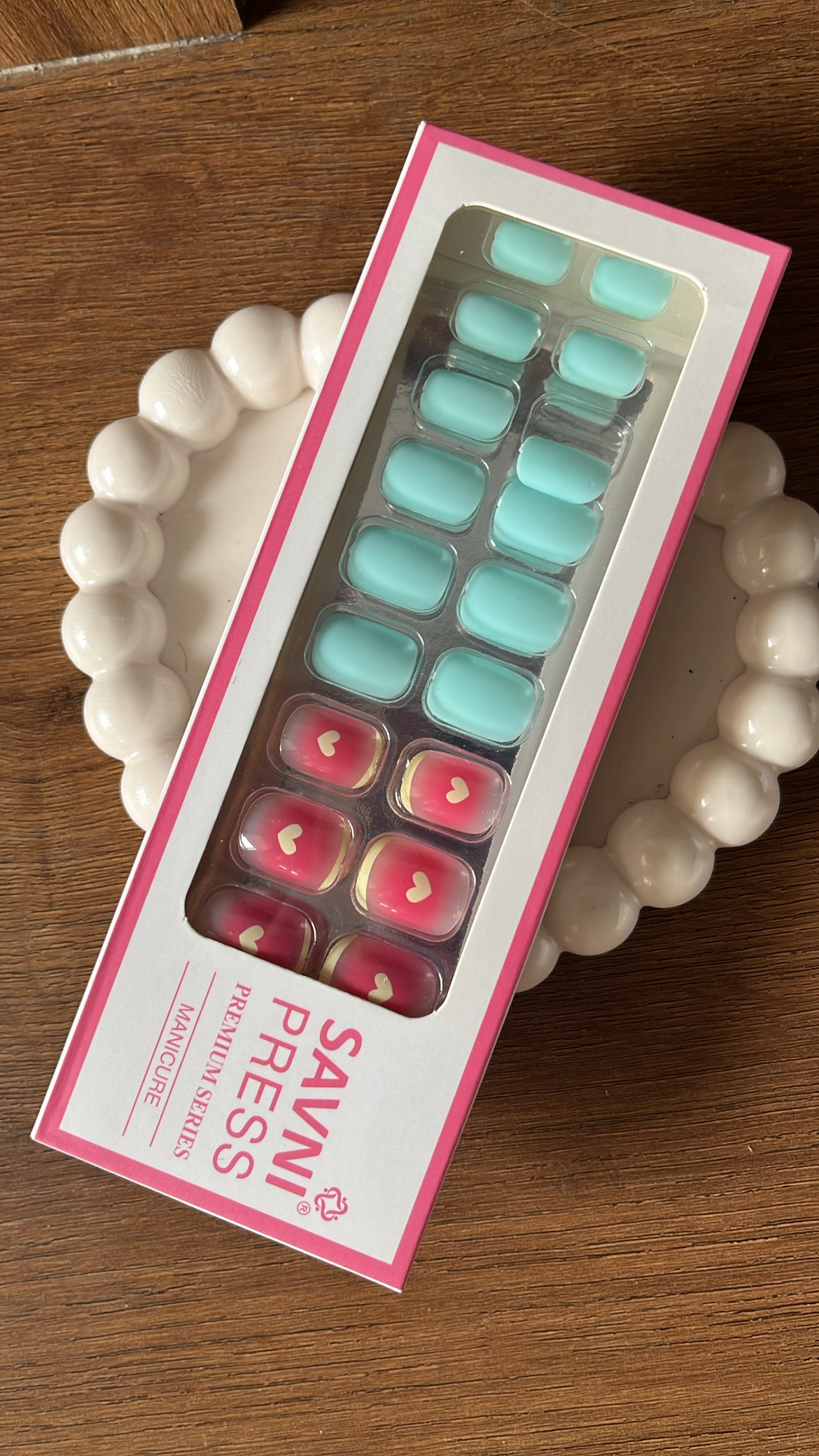 Blue: 24 nails in a box - High Quality Nails
