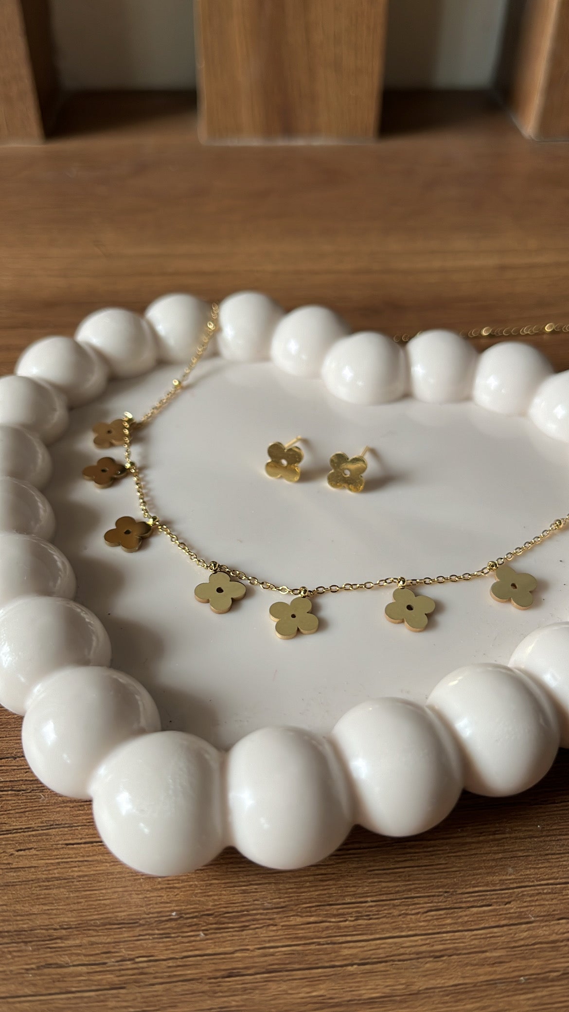 Flower Necklace and Earrings combo