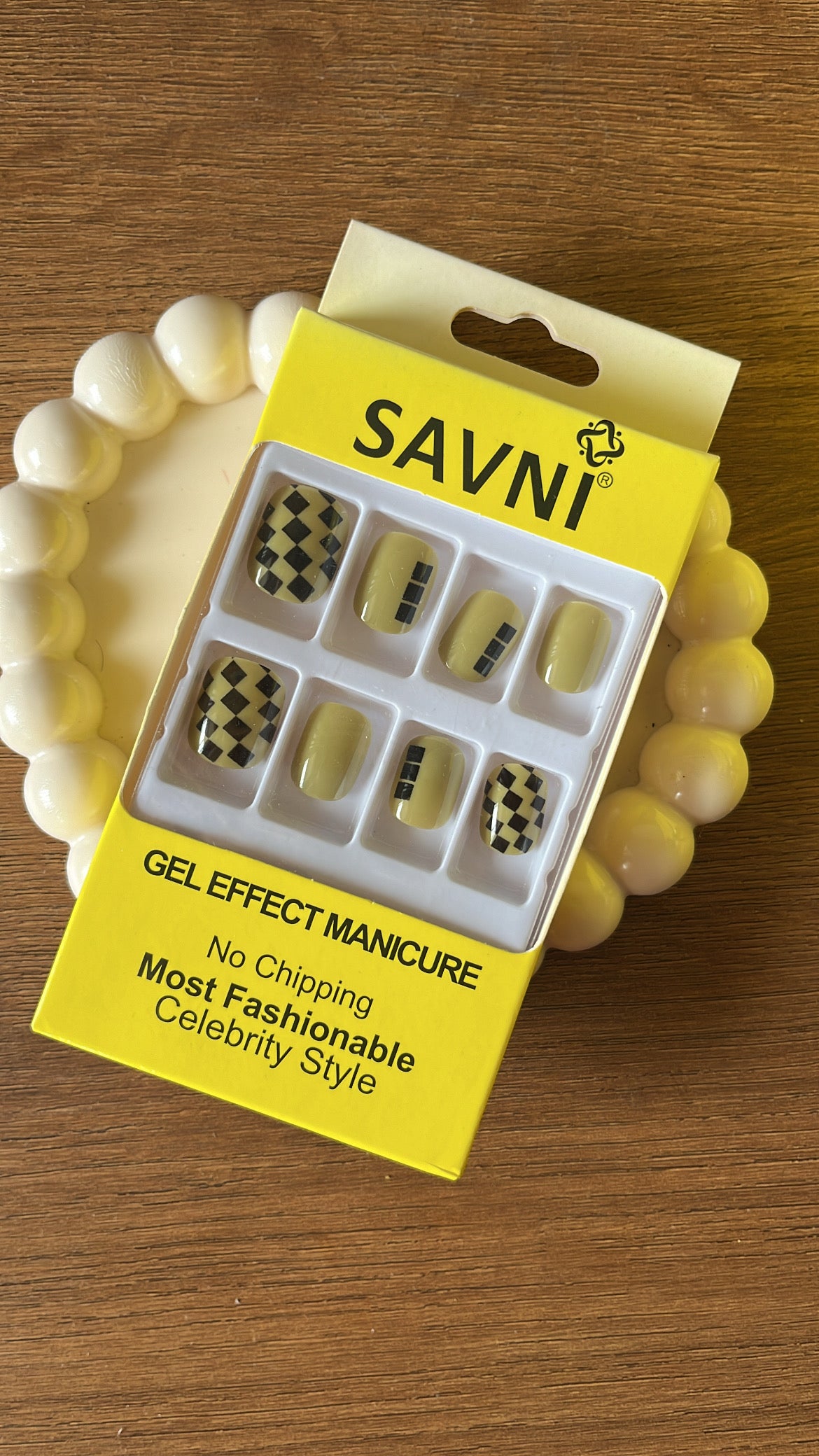 Green Check: 12 nails in a box - Premium Nails