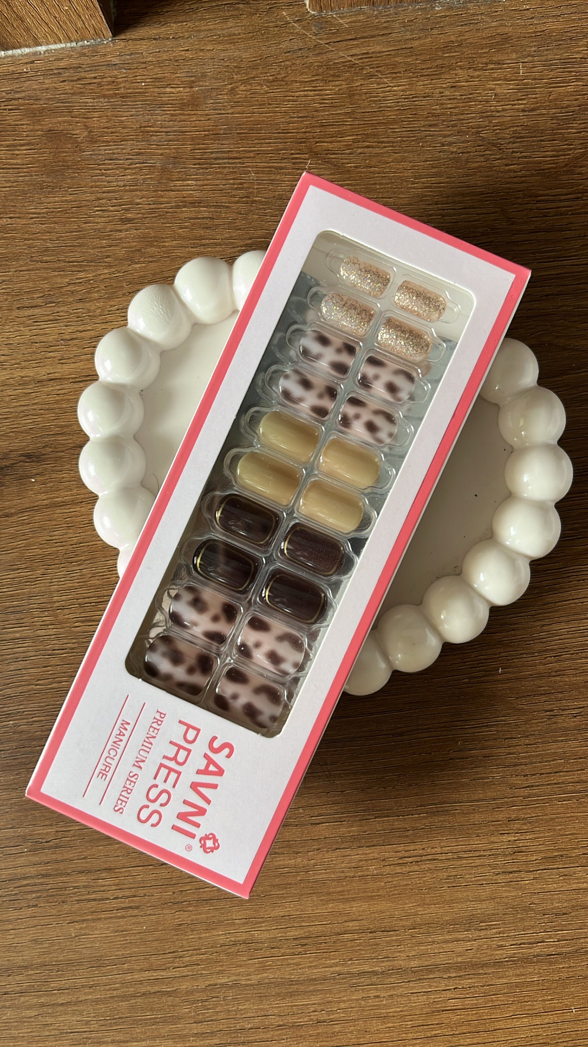 Nude Gold: 24 nails in a box - High Quality Nails