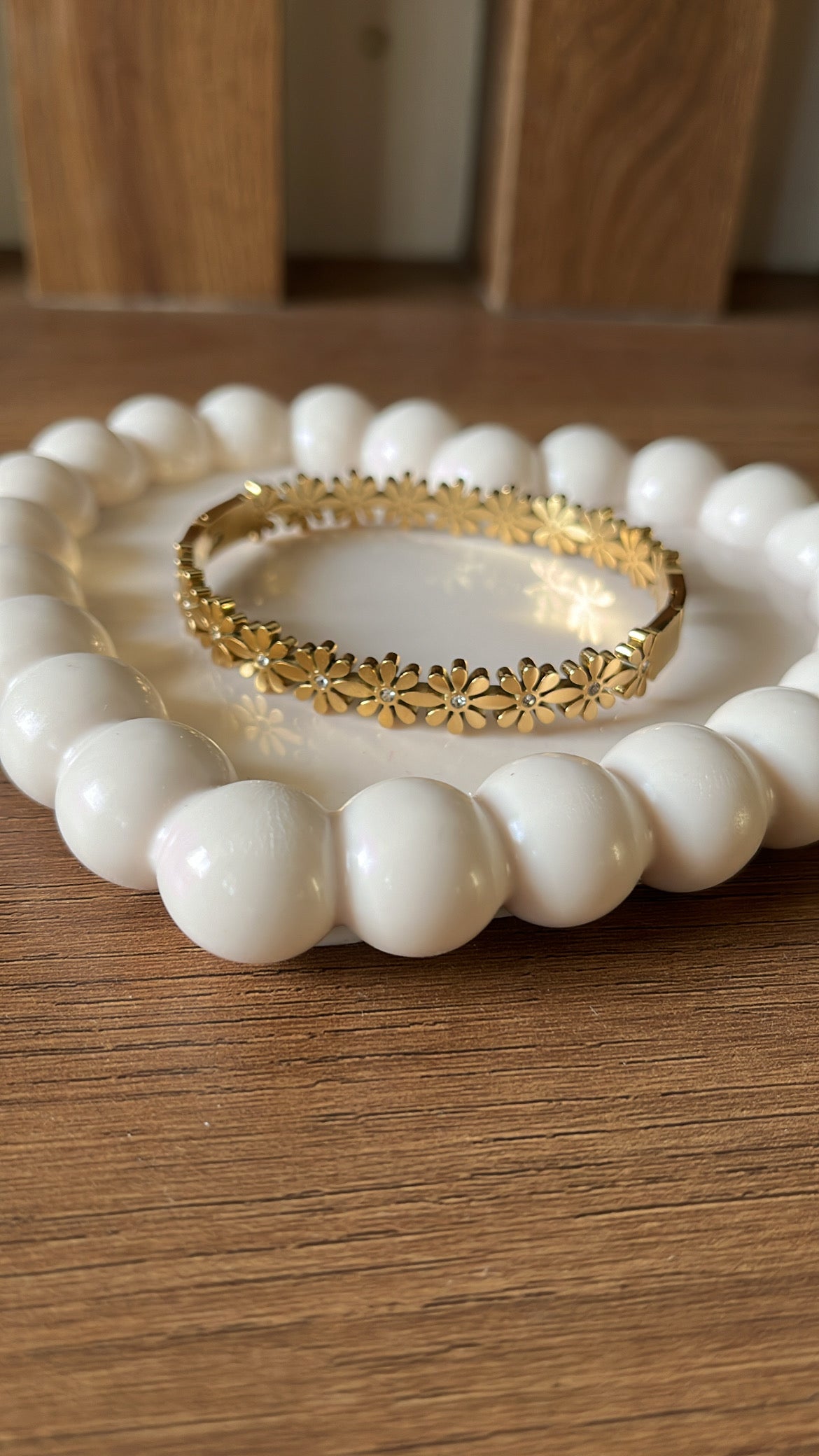 Flower Bangle Bracelet