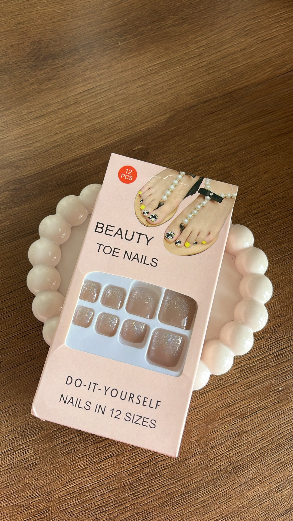 Toe Nails