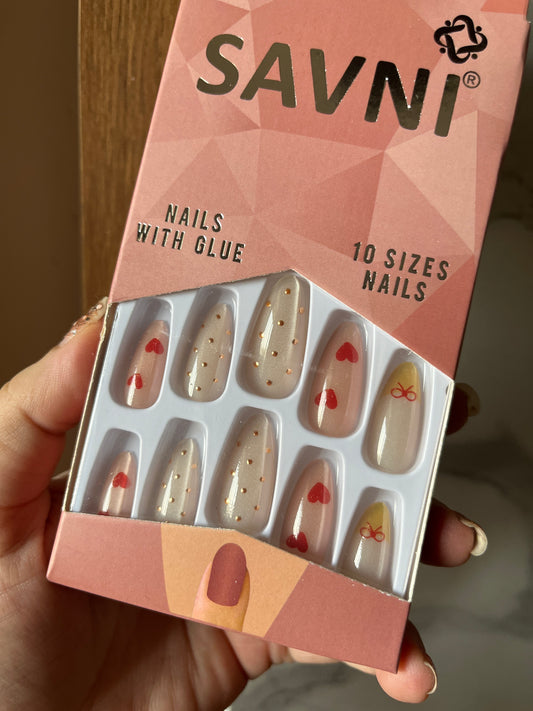 Cat eye minimal nails