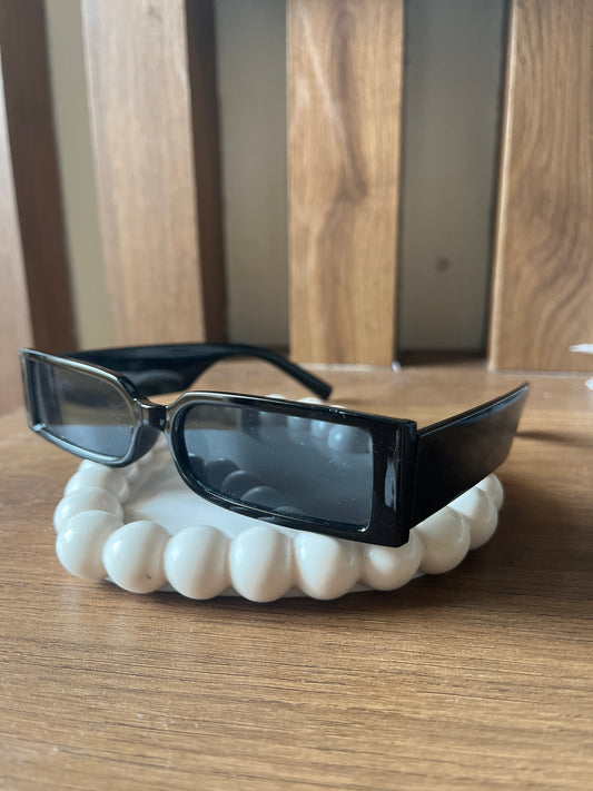 Black rectangle gloss sunglasses