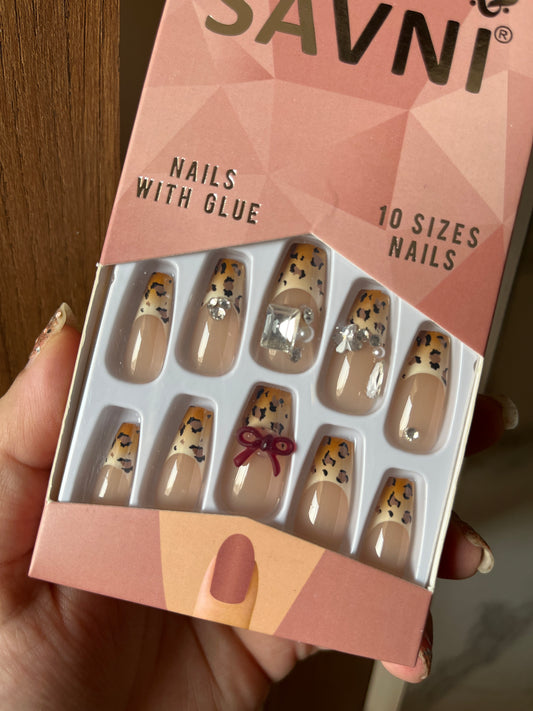 Animal print stone nails