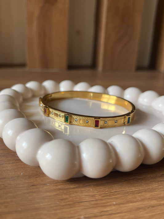 Multi-color bracelet