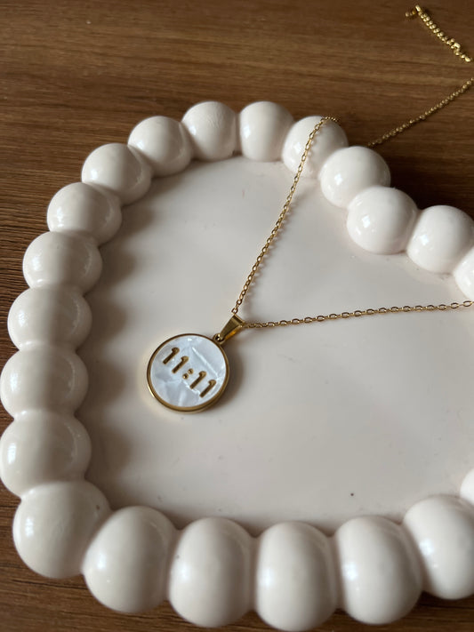 11:11 Mop necklace