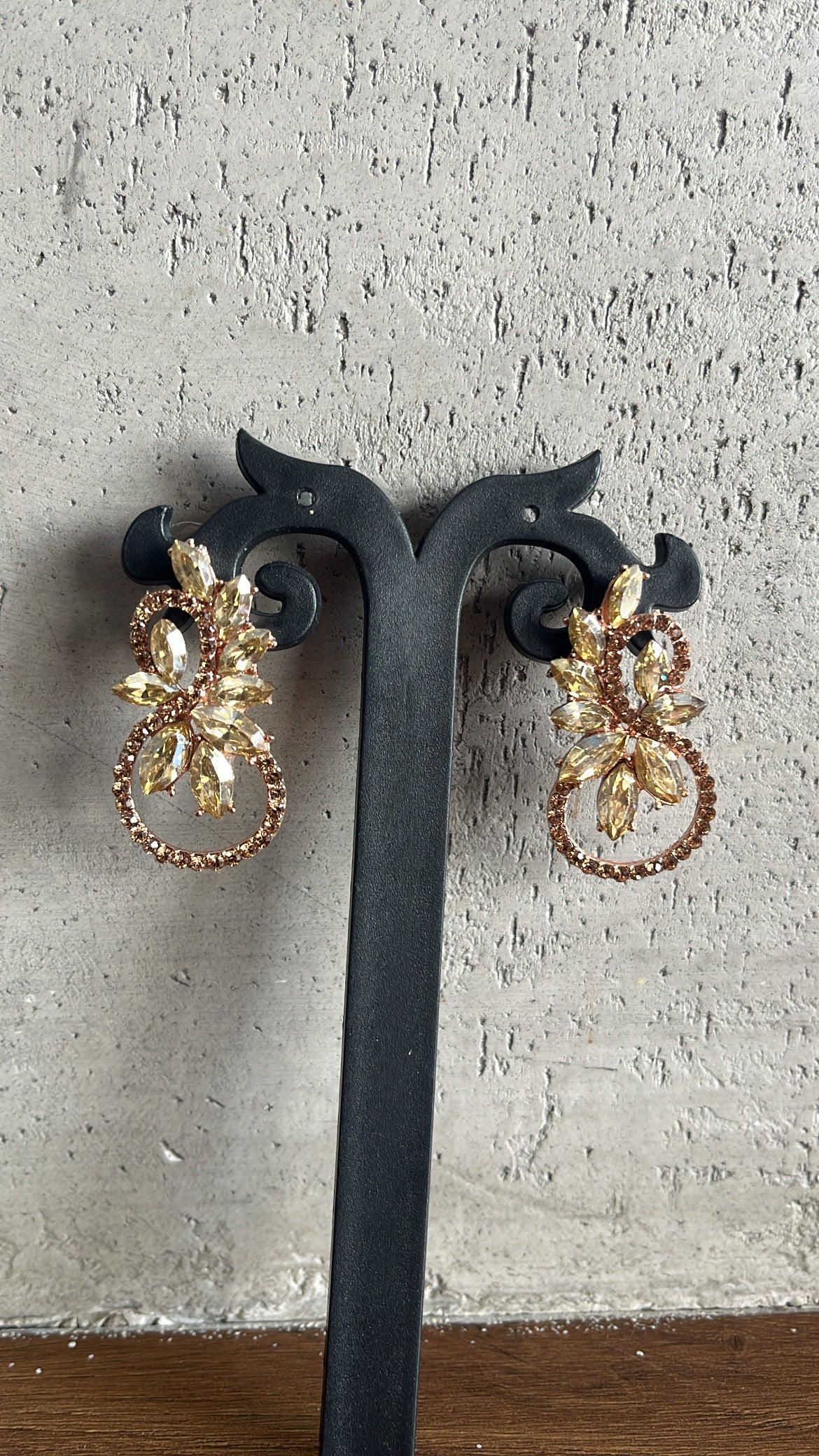 S stone earrings