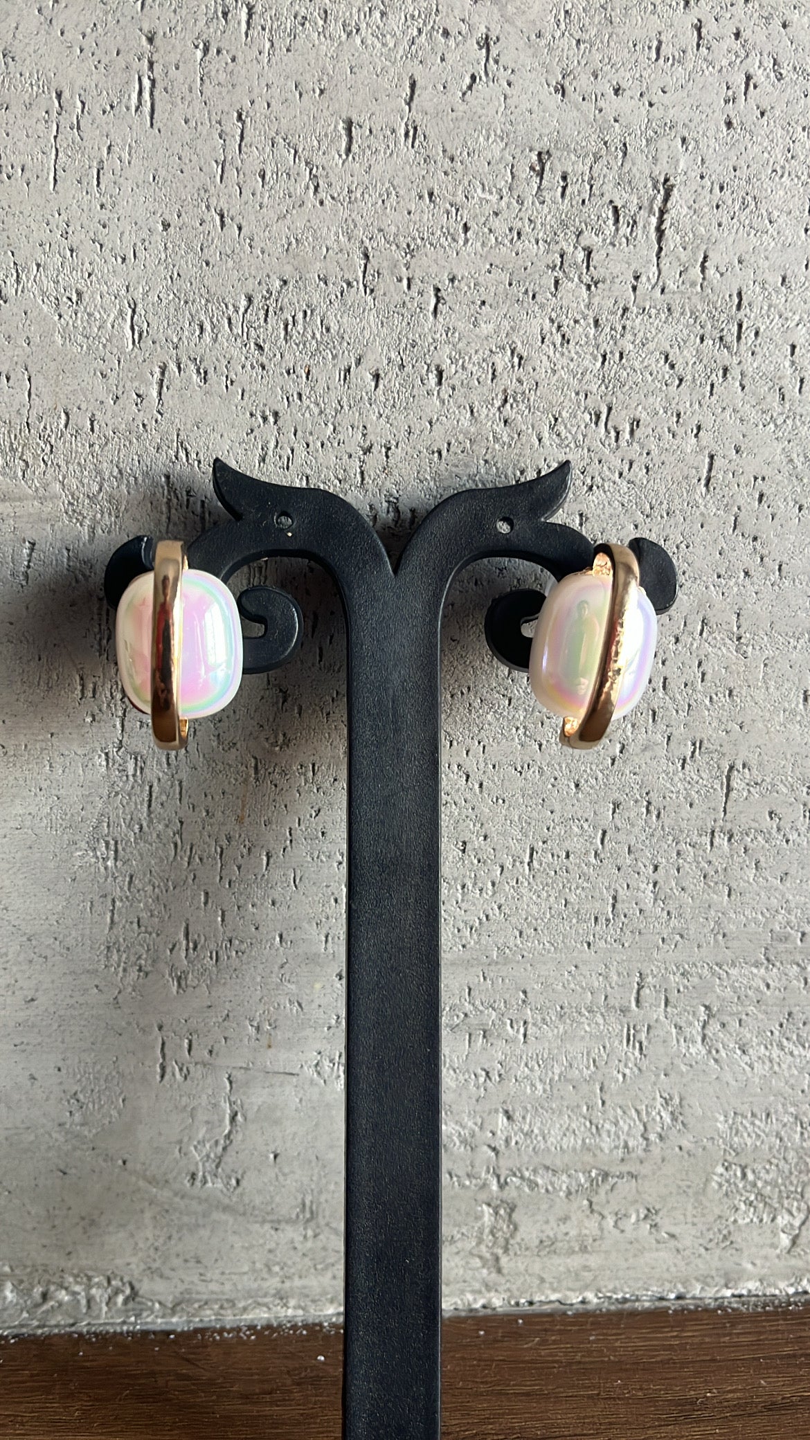 Pearl Gold statement earrings