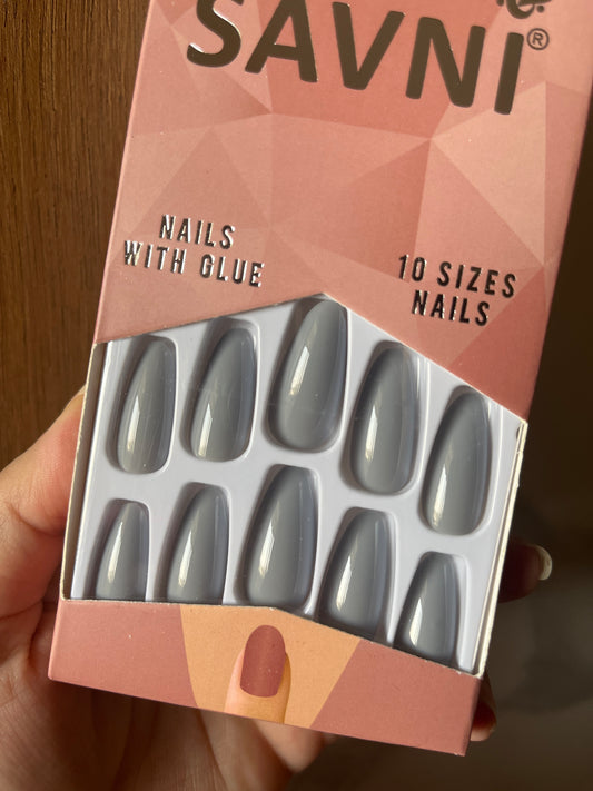 Grey gloss nails with tabs