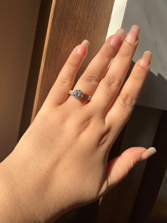 Gold 1.5 Carat solitaire ring