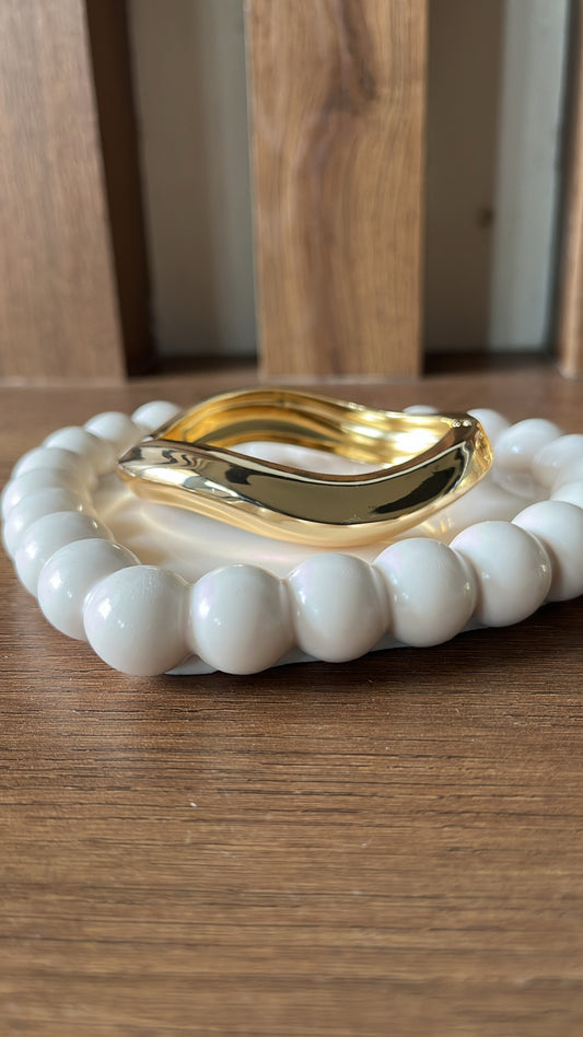 Chunky curve bracelet