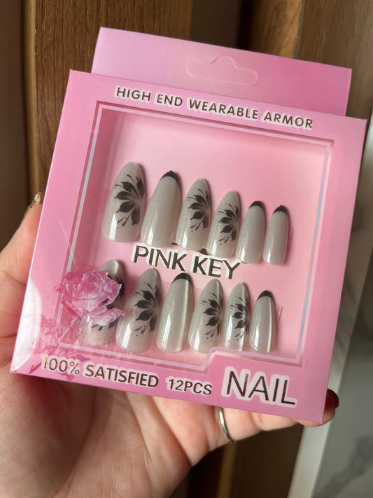 Light flower cat eye