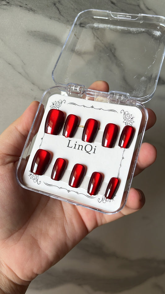 Maroon Cat Eye nail