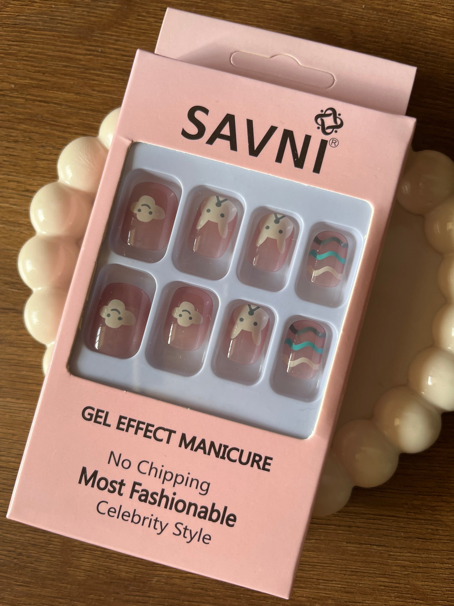 Nude korean set of 12 nails