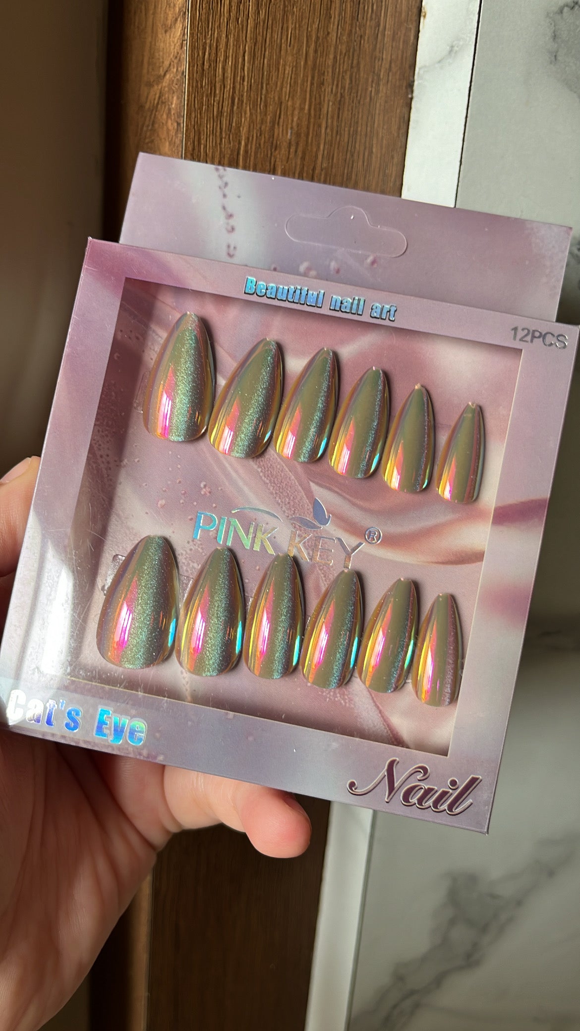 Grey cat eye holographic nails