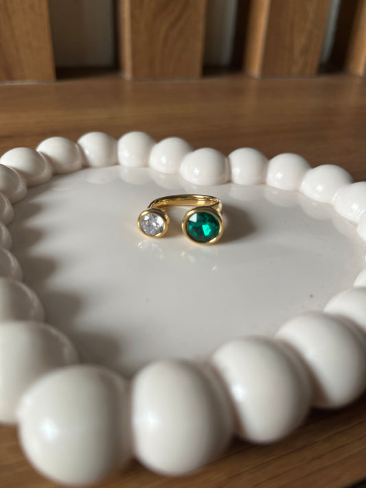 Emerald round double ring