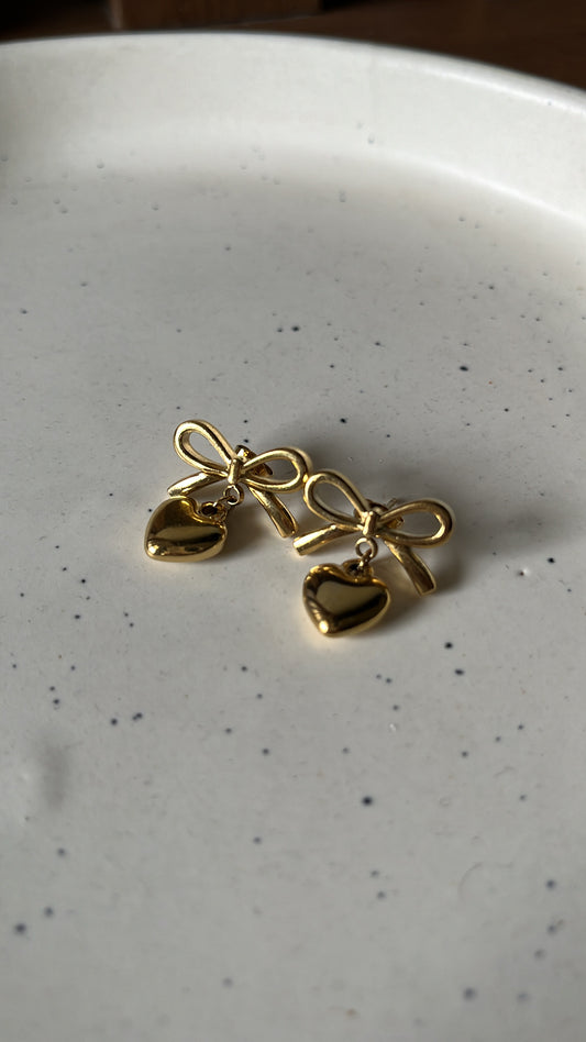 Bow earrings with Heart