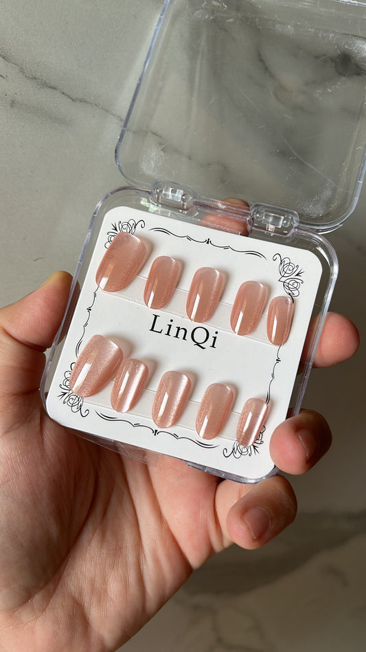 Peach Nude Cat Eye Nails