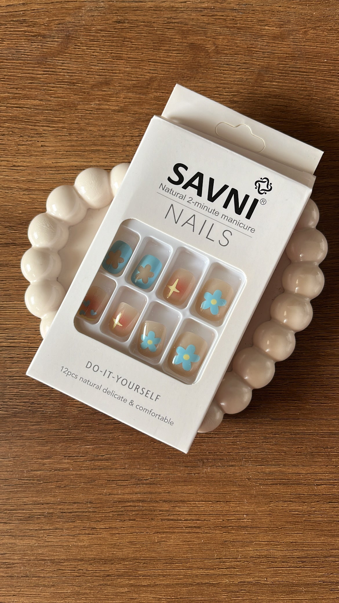 12 nails in a box - Budget Nails
