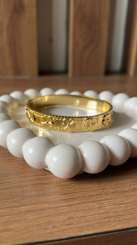 Golden Flower Bracelet
