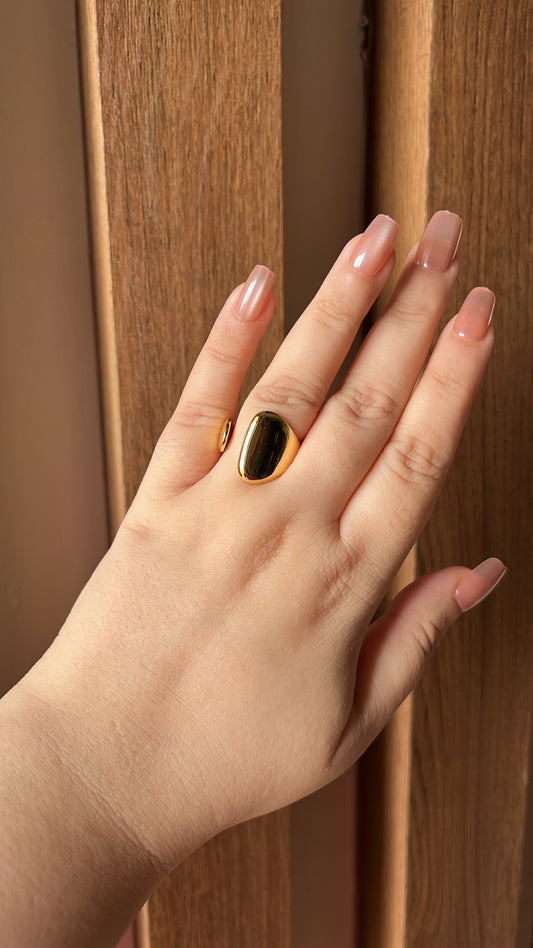 Chunky gold Ring