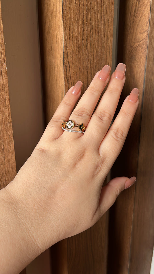 Lv Double Layer ring