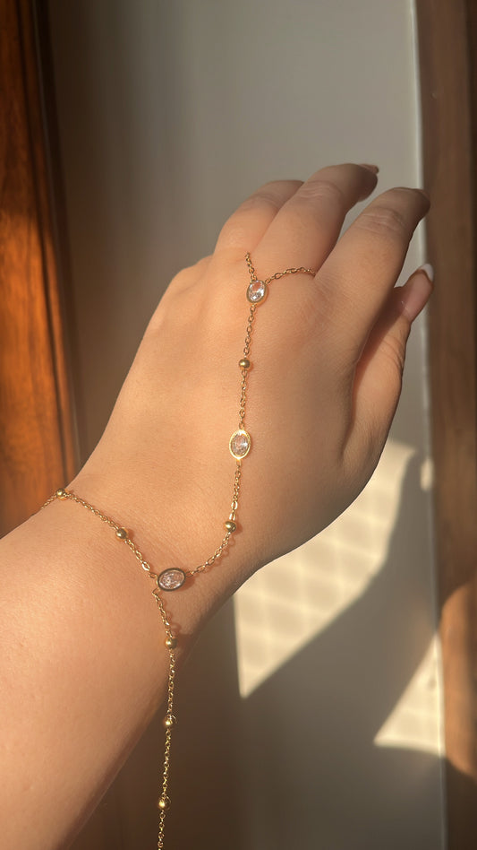 White Oval handchain