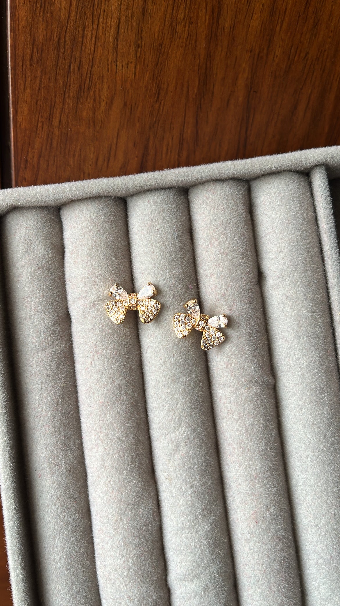 Butterfly studs