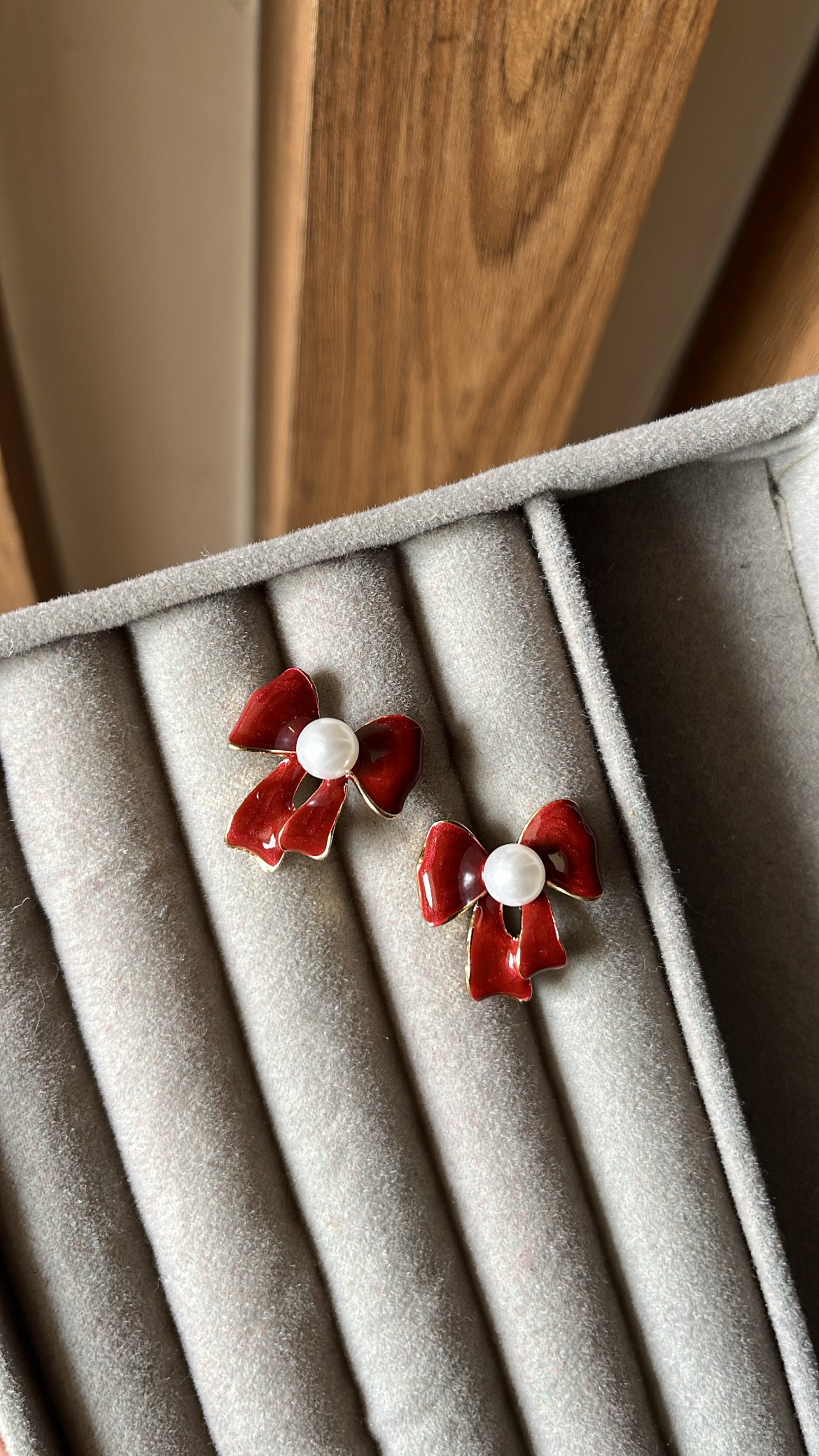 Enamel Bow earrings