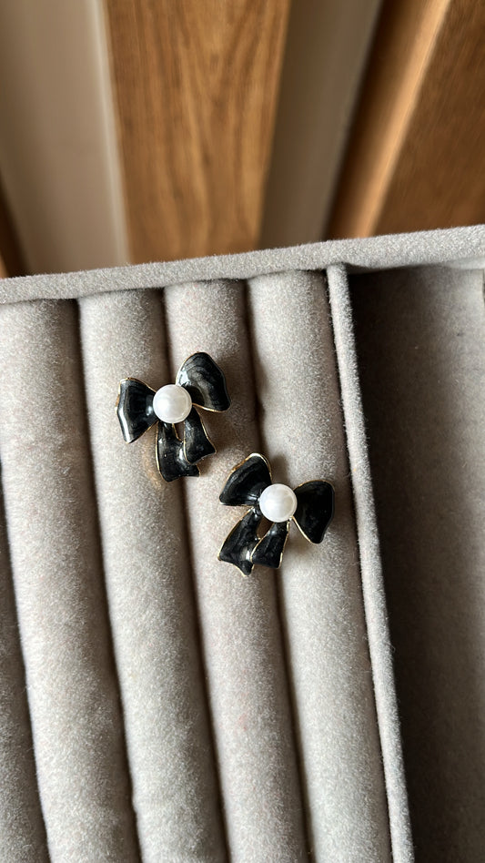 Enamel Bow earrings