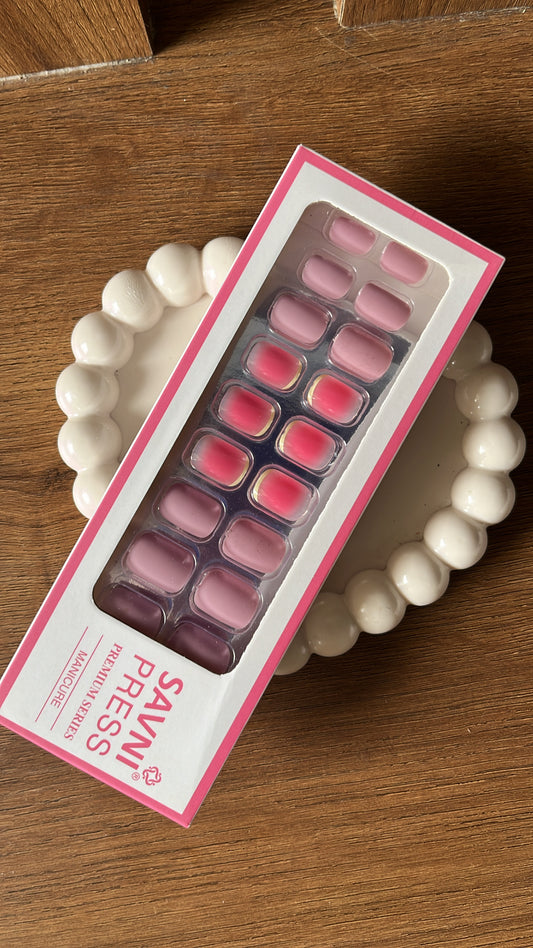 Pink: 24 nails in a box - High Quality Nails