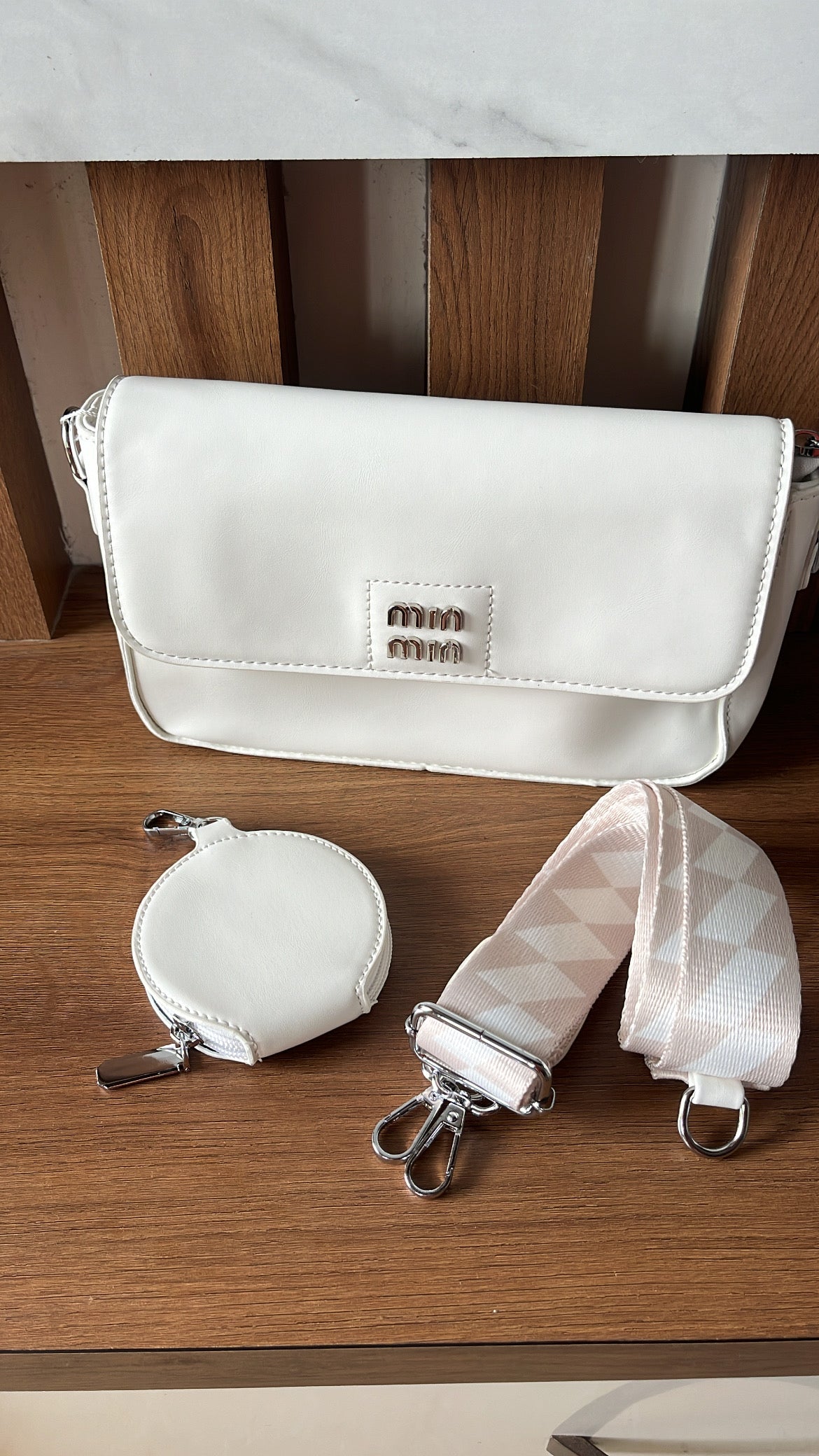 Min Min Bag with Coin Pouch and Broad Belt