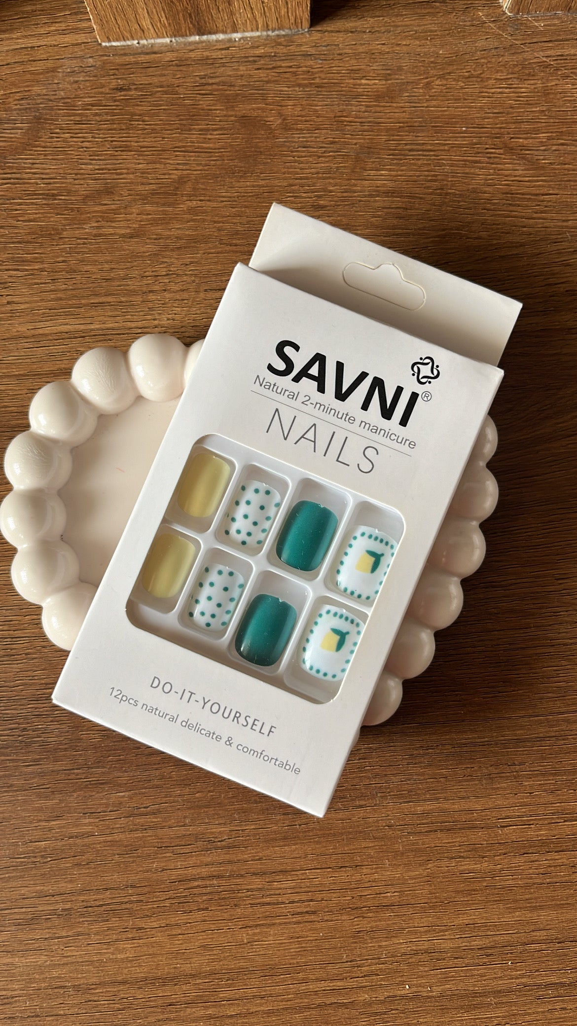 12 nails in a box - Budget Nails