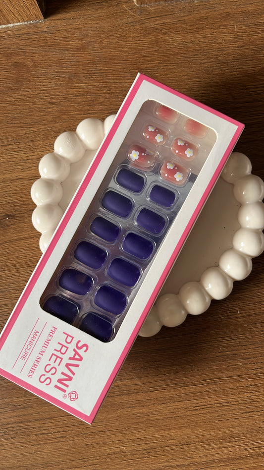 Purple: 24 nails in a box - High Quality Nails